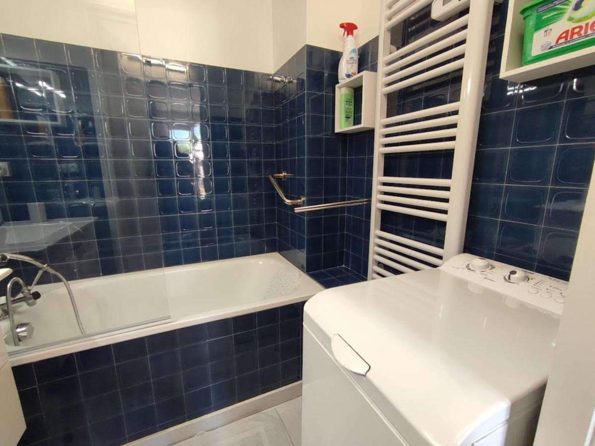 Chez Dominique, T2, Centre Ville, Vue Montagne, Wifi, 4 Personnes Bagneres-de-Luchon ภายนอก รูปภาพ