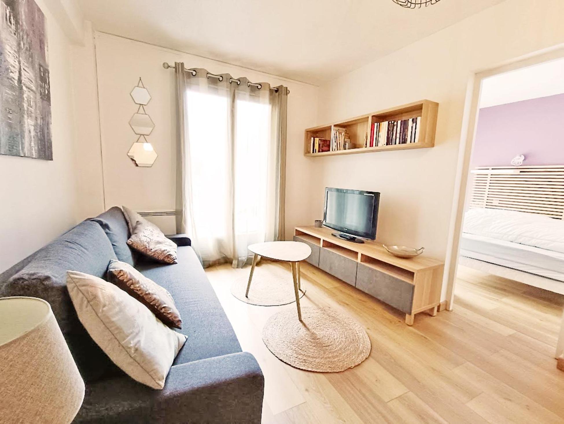 Chez Dominique, T2, Centre Ville, Vue Montagne, Wifi, 4 Personnes Bagneres-de-Luchon ภายนอก รูปภาพ